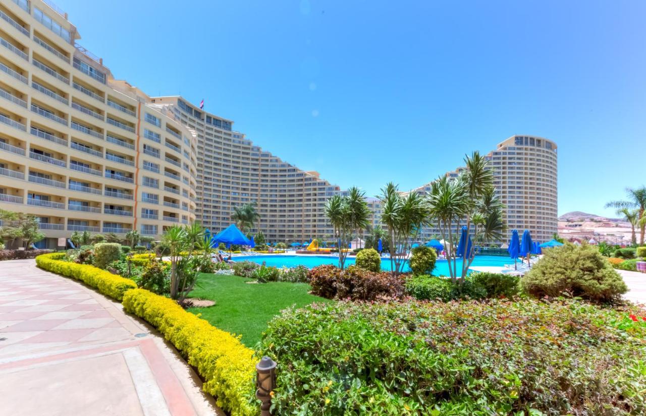 Porto Sokhna Pyramids Apartments Powered By Amer-Group Family Only Ain Sukhna Exterior foto